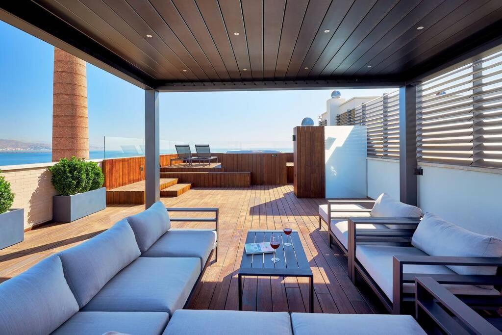 D&R Penthouse On The Beach Apartment Malaga Exterior photo