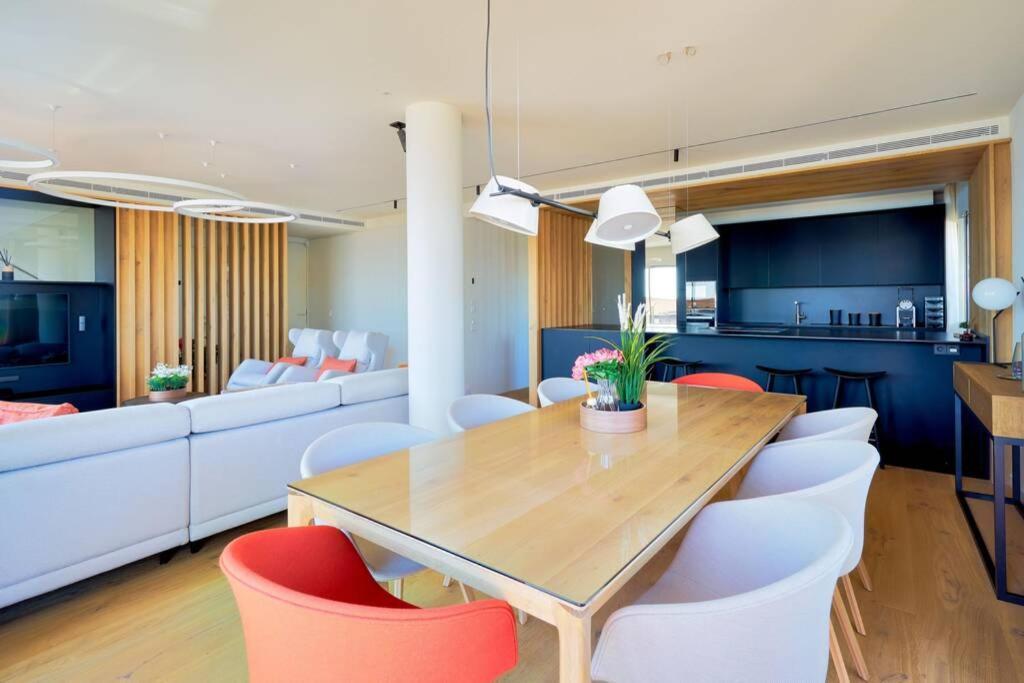 D&R Penthouse On The Beach Apartment Malaga Exterior photo