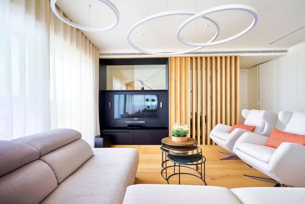 D&R Penthouse On The Beach Apartment Malaga Exterior photo