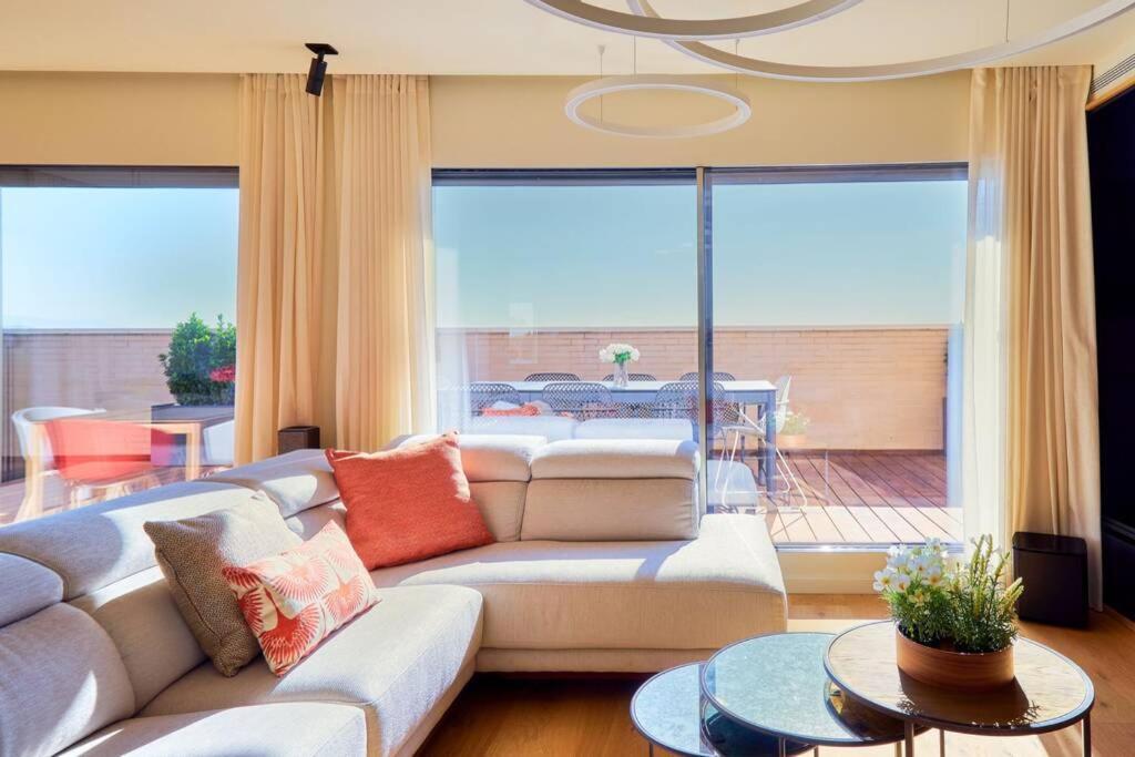 D&R Penthouse On The Beach Apartment Malaga Exterior photo