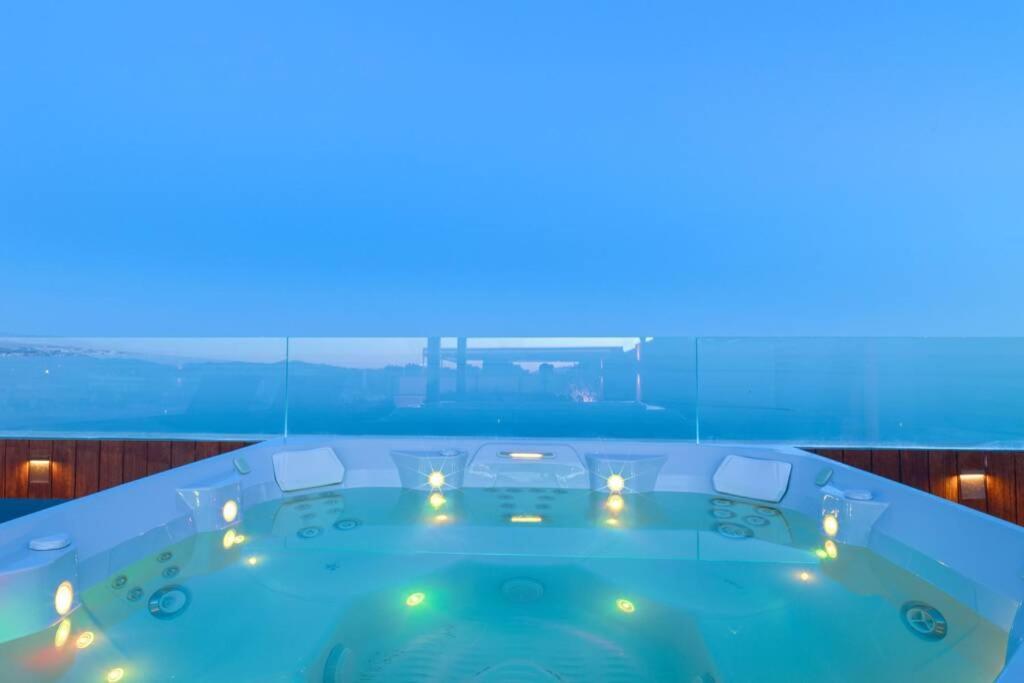 D&R Penthouse On The Beach Apartment Malaga Exterior photo