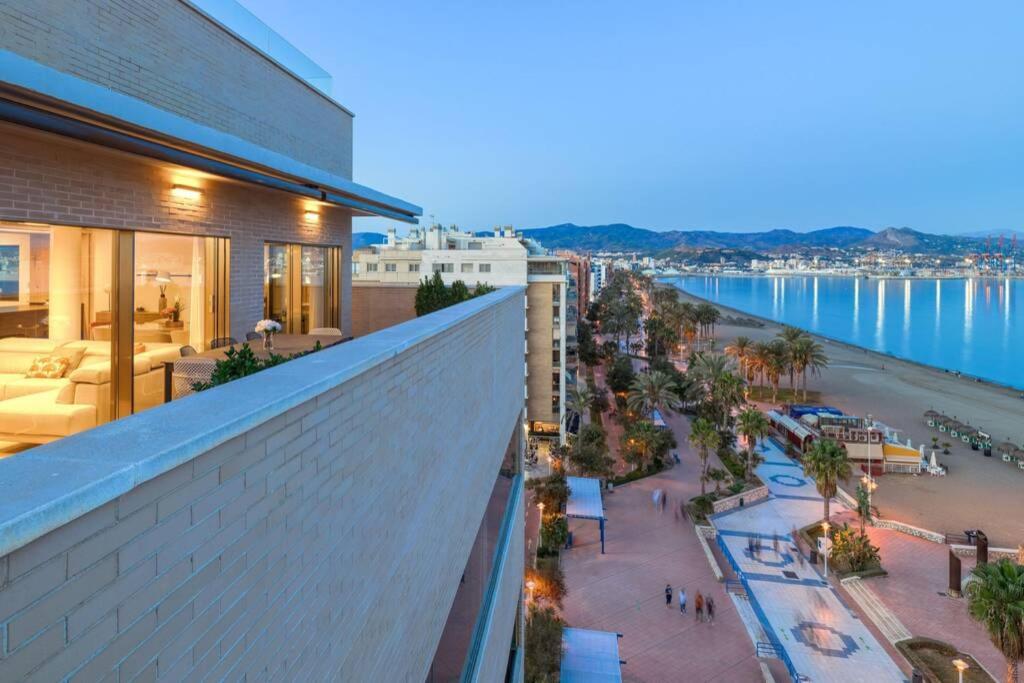 D&R Penthouse On The Beach Apartment Malaga Exterior photo